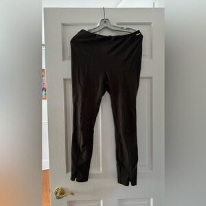 This is a great travel pants